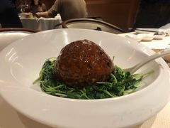 招牌千斤鼎-A One Kitchen·南京精菜馆(德基广场店)
