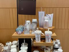 零售区-星巴克臻选(成都东方新希望天祥店)