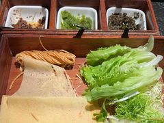 -五谷丰登农家院·地道胶东菜·海鲜烧烤(威海店)