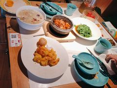 -荷塘秋月·本帮江浙菜(国权路店)
