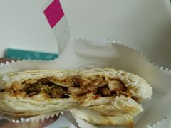 -荀记肉夹馍(三八家乐福店)