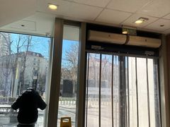 -麦当劳(小白楼店)