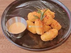 牛肝菌黑松露奶油球-CRAZYONES西班牙海鲜饭(日月光店)