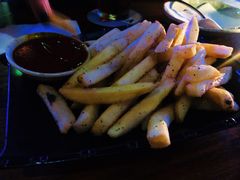 -MARU玛露音乐餐厅(大学路店)