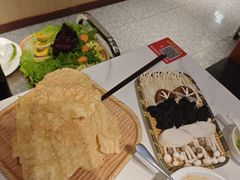 -犇鼎牛潮汕牛肉火锅(新辰里学清路店)