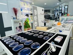 -浮光眼镜·蔡司视觉合作·数字验配中心(陆家嘴店)