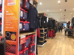 -优衣库(重庆万象城店)