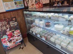 -红宝石·鲜奶小方·海派西点房(南丹店)