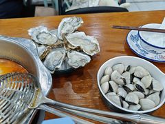 -老何家后安粉·糟粕醋海鲜火锅(三亚湾椰梦长廊店)