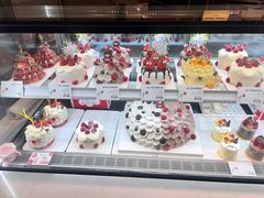 -花花卷卷·鲜食蛋糕(静安久光百货店)