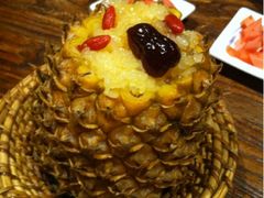 菠萝饭-云海肴·汽锅鸡·云南菜(领展购物广场·中关村店)