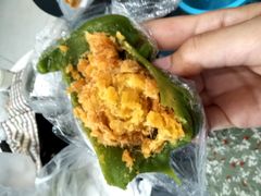 蛋黄肉松青团-许阿姨糕团店(南京总店)