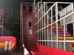 -嘿哟动霸CHUA·新潮玩运动娱乐中心·蹦床滑冰团建乐园