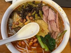 -水平有限螺蛳粉(宏达大厦店)