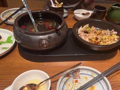 -云海肴·汽锅鸡·云南菜(天山百盛优客店)