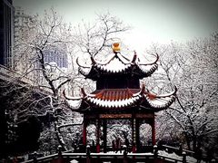 -杭州西湖风景名胜区北街寻梦停车场