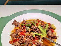 -绿草地·湘菜(悦方ID mall店)