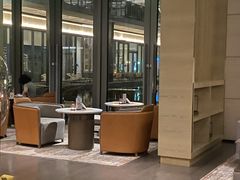 -大堂吧·雪茄吧·威士忌·下午茶(深圳机场希尔顿逸林酒店)