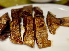 熏鲳鱼-老吉士酒家(天平路店)