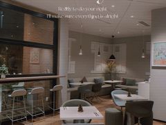 -潮一不贰·法式甜品·生日蛋糕·西式简餐(外滩店)