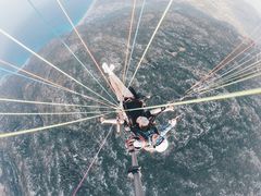 -费特希耶滑翔伞