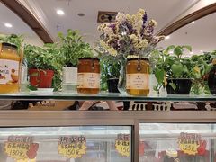 -清真·玛丽亚新疆菜主题餐厅(浙江中路店)