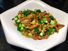 外婆小炒肉-外婆味道·云南菜大当家(关上店)