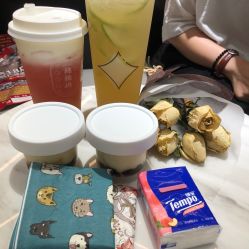 -桃桃屿·潮牌酷银(世纪荟店)