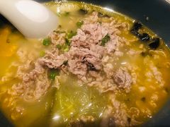 秘制酸汤肥牛-鹿港小镇(中关村店)