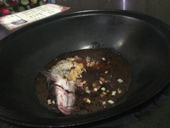 -铁锅炖活鱼