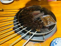 -梁山烤肉(李逵店)