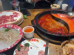 -牛市坎火锅(建设路店)