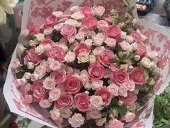-雪蔓之鲜花气球派对(家佳源时代中心店)