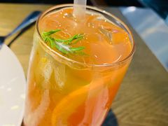 西柚四季春茶-机器人火炉披萨