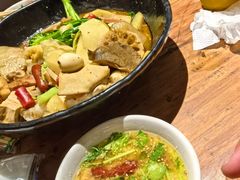 -万记麻辣烫国展总店