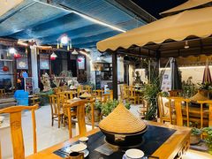 -双廊杨记石锅鱼石锅牛肉