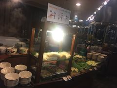 -彩虹云霄酒店76&78层国际自助餐