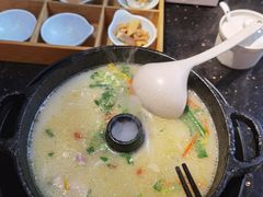 -飞虎过桥米线(翠湖店)