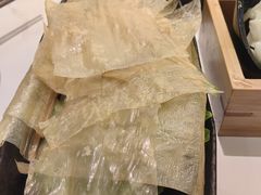 黄金豆油皮-汤宴·参须肚包鸡(南京路店)