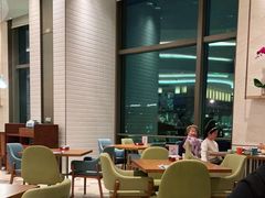 大堂-济南香格里拉·咖啡泉自助餐厅