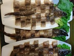 -方国老头包子·39年威海本地老字号•小船海鲜疙瘩汤