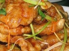 -鹤乡东北菜(崮山路店)