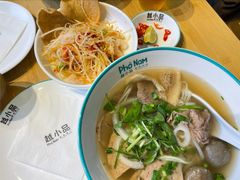 火车头汤河粉-越小品·越南餐厅(高德置地店)