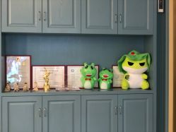 -静博士养生美容连锁