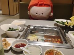 -海底捞火锅(宝龙广场夜宵主题店)