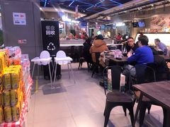 大堂-盒马鲜生(宝地店)