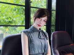 -弦月窗LUNETTE BY AMANDA(复兴路洋房店)