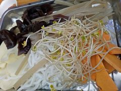 -金鼎雪山牦牛杂火锅(理县总店)