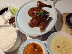 精品烤鸭-悦江(梅奔中心店)