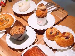 -VERIE BAKEHOUSE